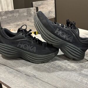 Women’s Hoka Bondi 8 Size 8.5 Black Shoes